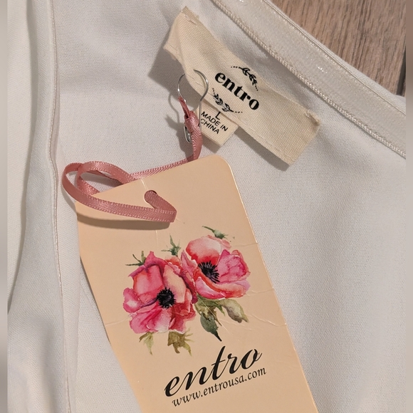 Entro Romper L Large White 1 Shoulder Jumpsuit Outfit Shorts NWT NEW Boho - Picture 2 of 3